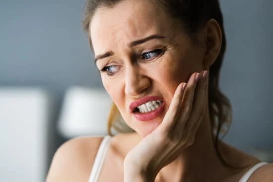 Woman with Jaw pain